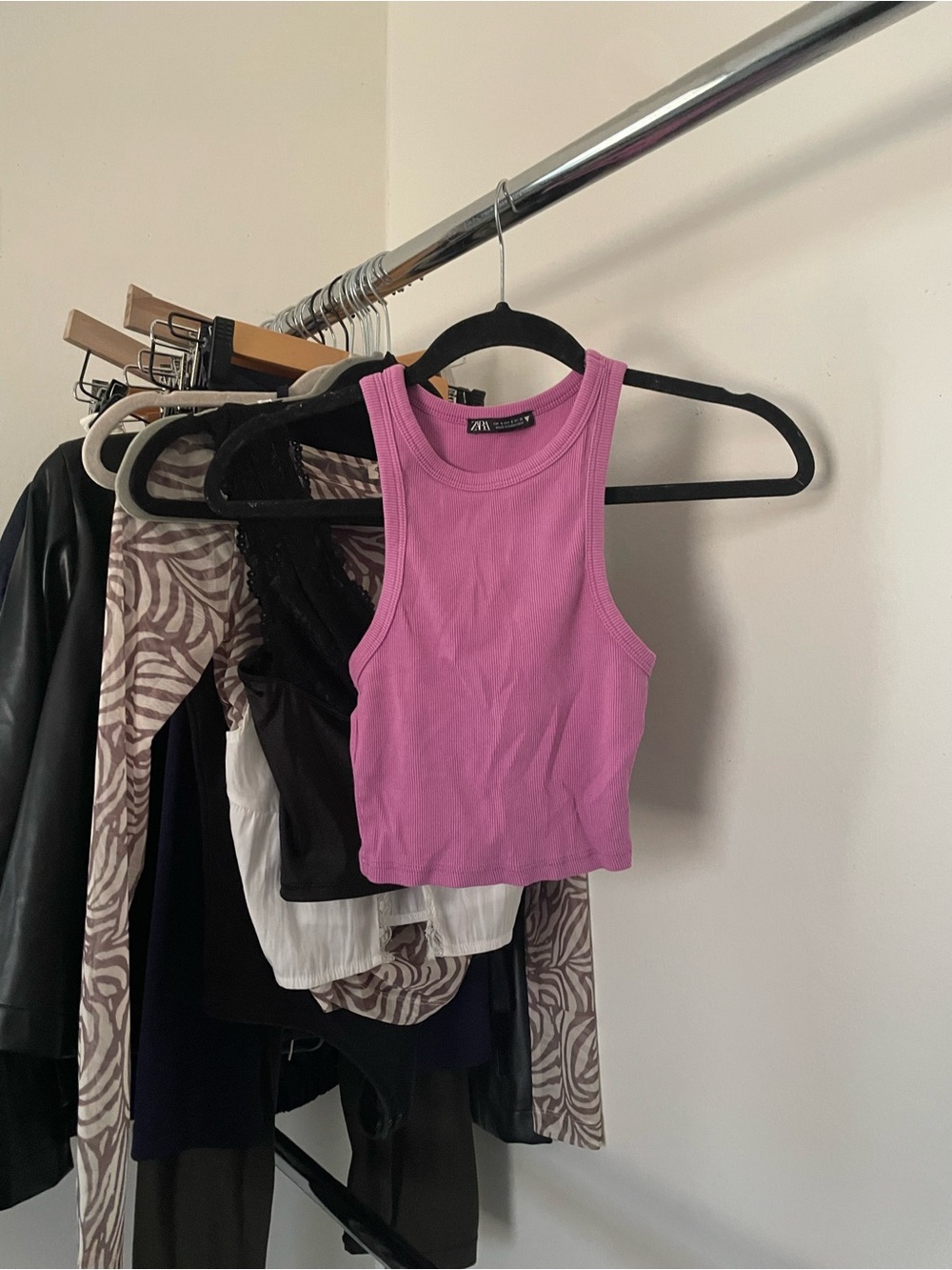 3/$15 Zara Ribbed Crop Tank Top